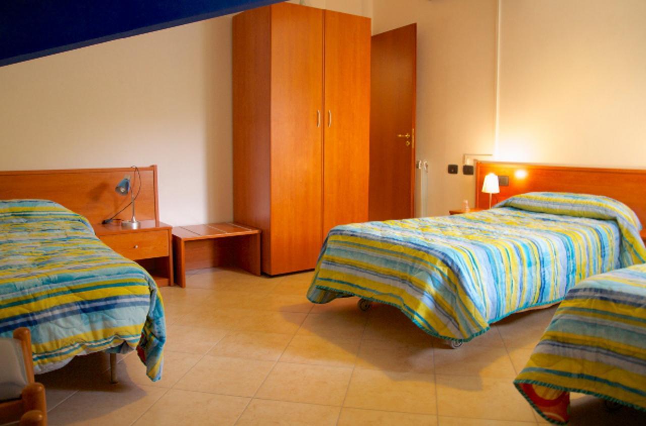 Bed And Breakfast La Mansarda アグリジェント 部屋 写真